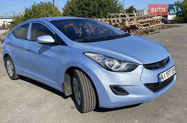 Седан Hyundai Elantra 2013 в 