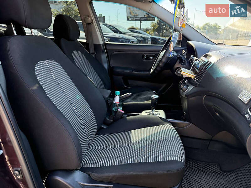 Седан Hyundai Elantra 2010 в Коломые