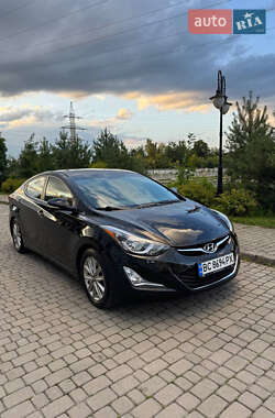 Седан Hyundai Elantra 2014 в Ивано-Франковске
