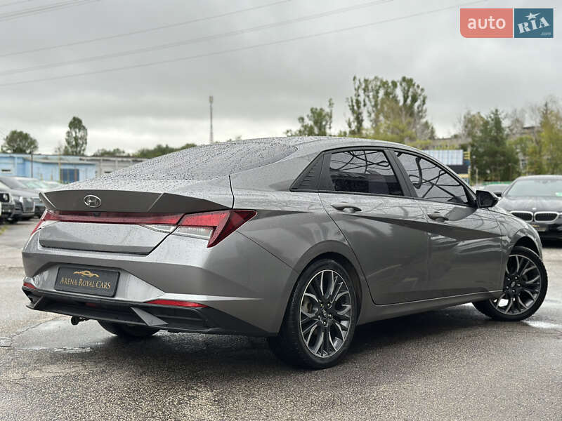 Седан Hyundai Elantra 2021 в Харкові