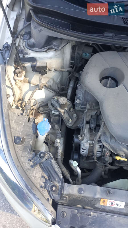 Седан Hyundai Elantra 2012 в Кременчуге