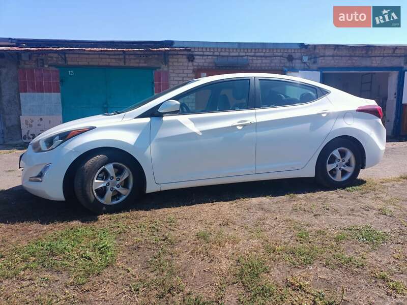 Hyundai Elantra 2014