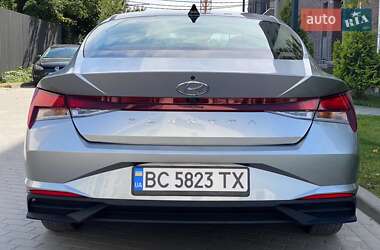 Седан Hyundai Elantra 2020 в 