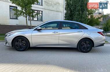 Седан Hyundai Elantra 2020 в 