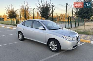 Седан Hyundai Elantra 2008 в Гостомеле