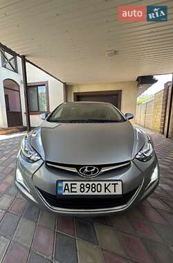 Седан Hyundai Elantra 2014 в Дніпрі