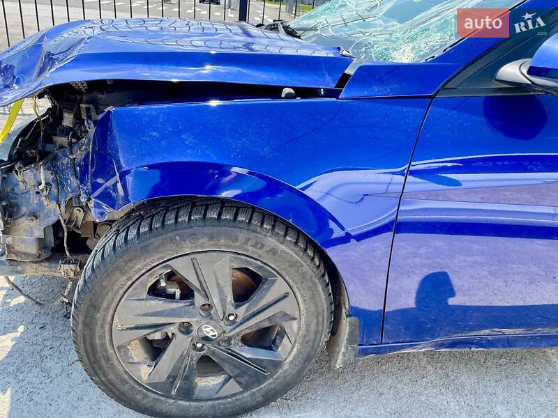 Седан Hyundai Elantra 2020 в Киеве