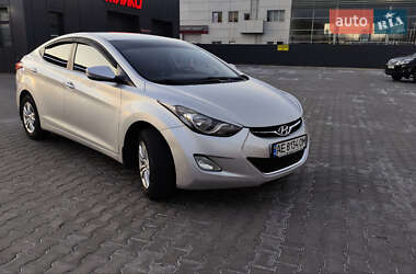 Седан Hyundai Elantra 2013 в 