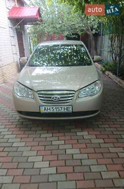 Седан Hyundai Elantra 2010 в Слов'янську