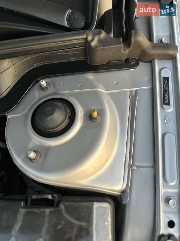 Седан Hyundai Elantra 2020 в Кривом Роге