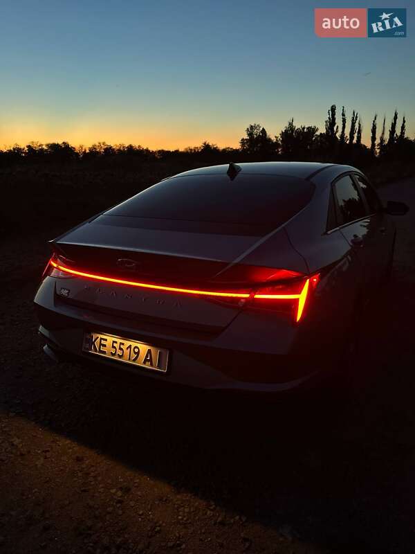 Седан Hyundai Elantra 2020 в Кривом Роге