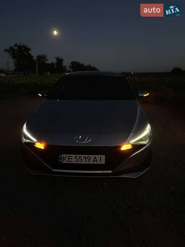 Седан Hyundai Elantra 2020 в Кривом Роге