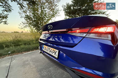 Седан Hyundai Elantra 2021 в 