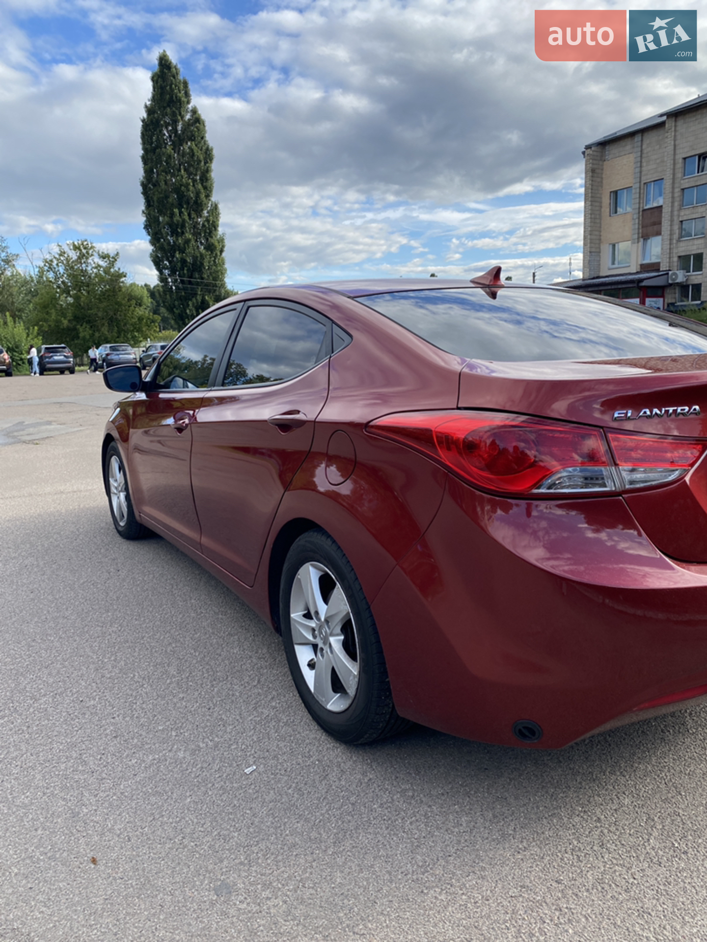 2013 Hyundai Elantra - мініатюра 3