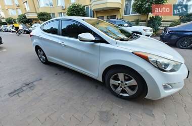 Седан Hyundai Elantra 2013 в Киеве