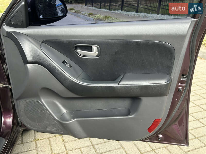 Седан Hyundai Elantra 2008 в Прилуках