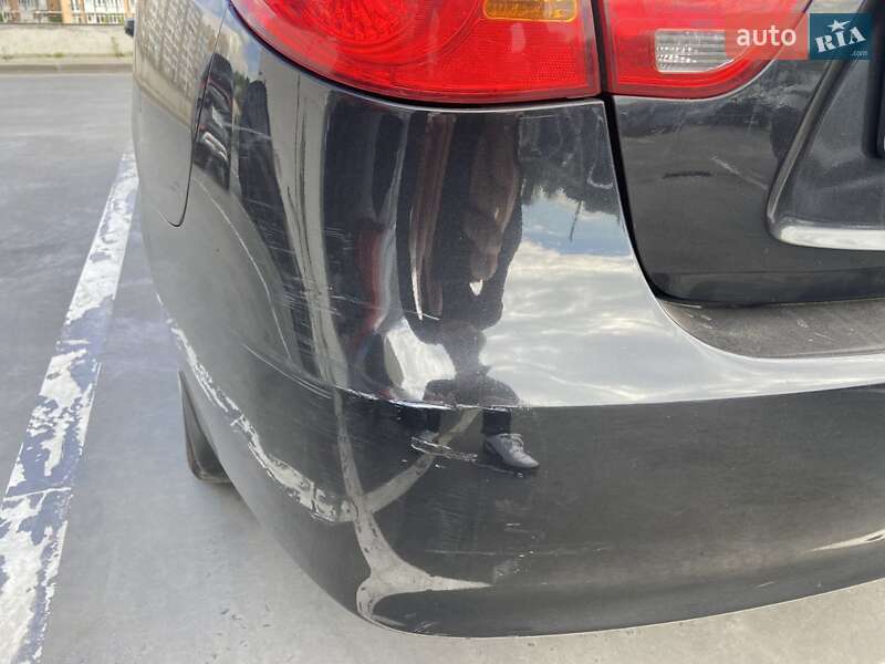 Седан Hyundai Elantra 2008 в Львове