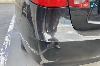 Седан Hyundai Elantra 2008 в  фото 5 Седан Hyundai Elantra 2008 в