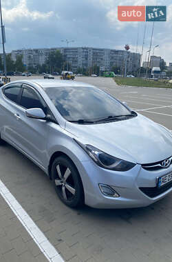 Седан Hyundai Elantra 2011 в 