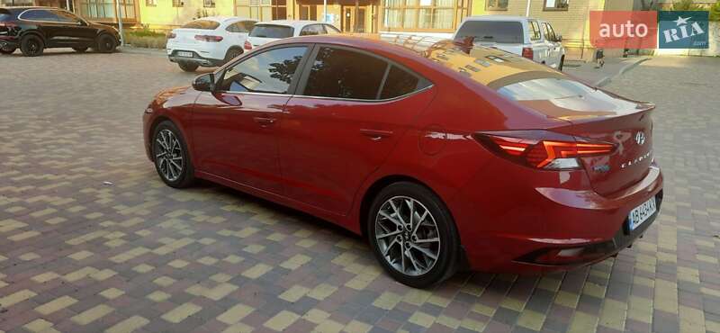 Седан Hyundai Elantra 2020 в Виннице