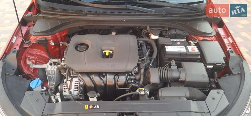 Седан Hyundai Elantra 2020 в Виннице