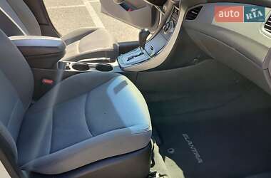 Седан Hyundai Elantra 2012 в 