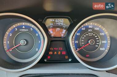 Седан Hyundai Elantra 2012 в 