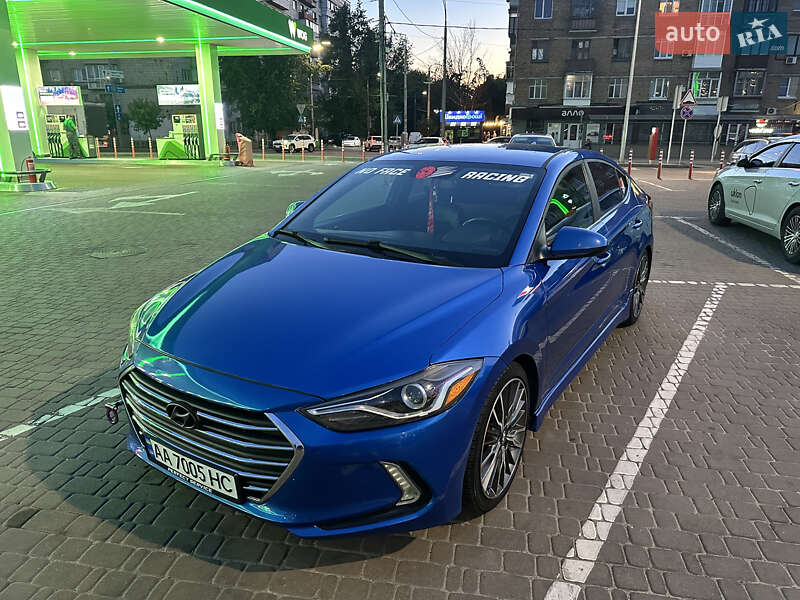 Седан Hyundai Elantra 2016 в Киеве фото 2 Седан Hyundai Elantra 2016 в Киеве