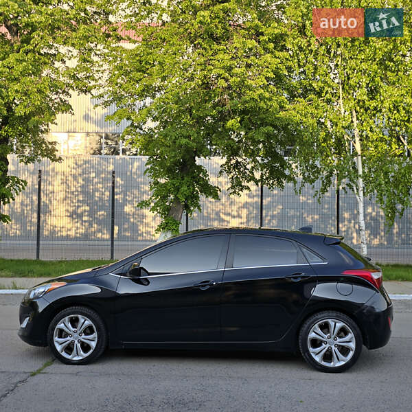 Хэтчбек Hyundai Elantra 2013 в Виннице