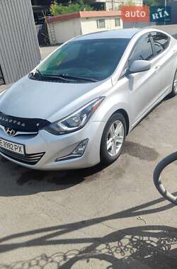 Седан Hyundai Elantra 2014 в Днепре