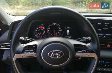 Седан Hyundai Elantra 2021 в 