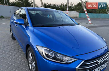 Седан Hyundai Elantra 2016 в 