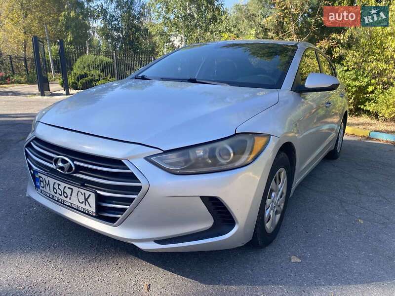 Седан Hyundai Elantra 2018 в Вите-Почтовой