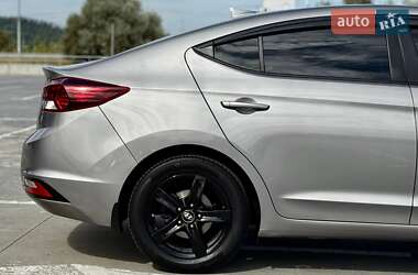 Седан Hyundai Elantra 2020 в 