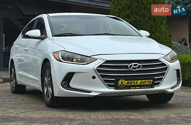 Седан Hyundai Elantra 2016 в Львове