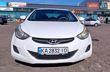 Седан Hyundai Elantra 2014 в Києві