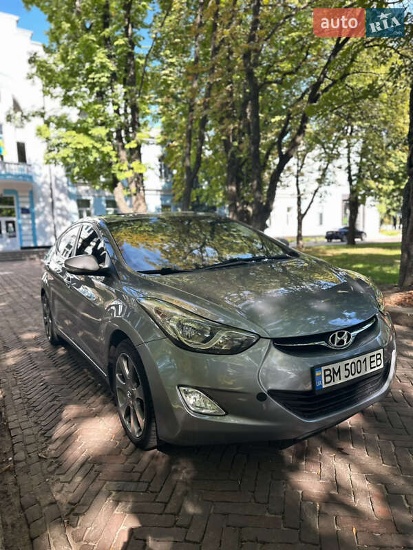 Седан Hyundai Elantra 2013 в Конотопе