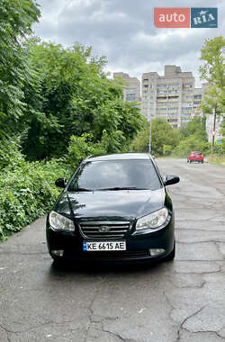 Седан Hyundai Elantra 2008 в Днепре