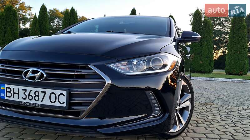 Седан Hyundai Elantra 2016 в Одессе