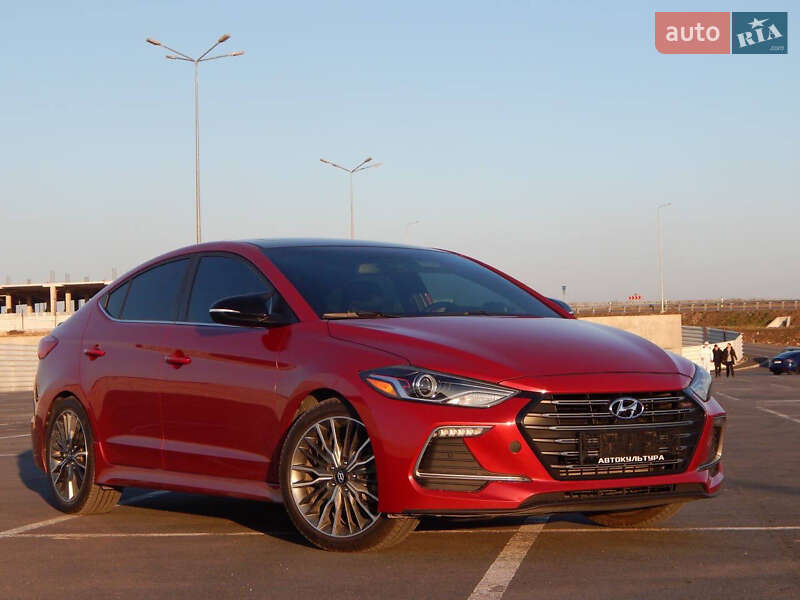 Седан Hyundai Elantra 2018 в Львове