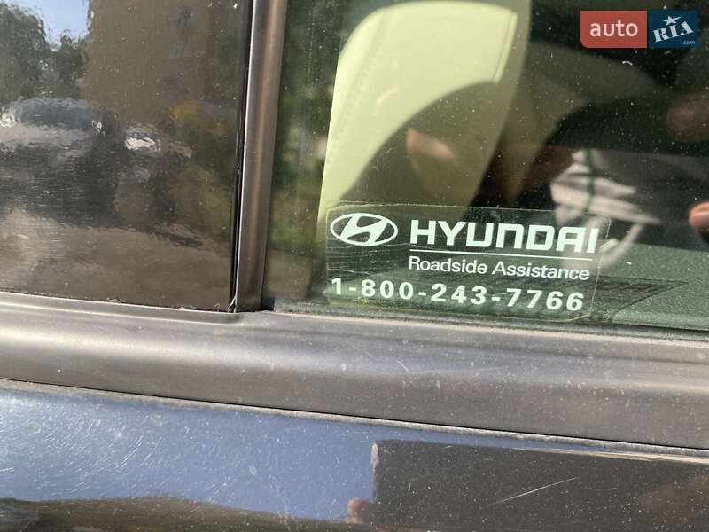Седан Hyundai Elantra 2017 в Киеве
