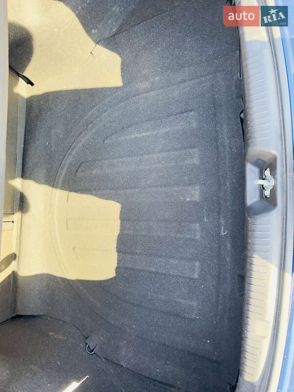 Седан Hyundai Elantra 2012 в Кропивницком