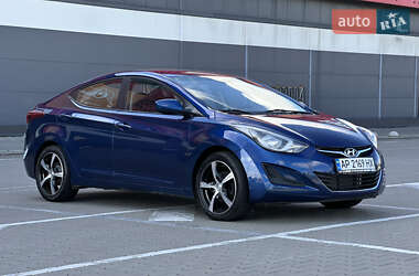 Седан Hyundai Elantra 2015 в Киеве