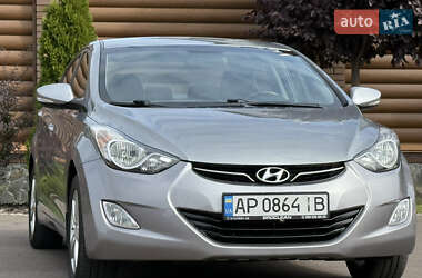 Седан Hyundai Elantra 2013 в 