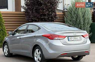 Седан Hyundai Elantra 2013 в 