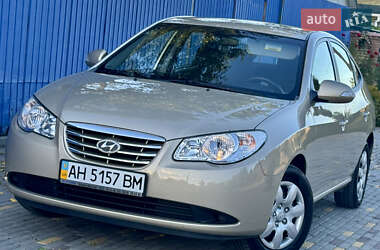 Седан Hyundai Elantra 2010 в Дніпрі