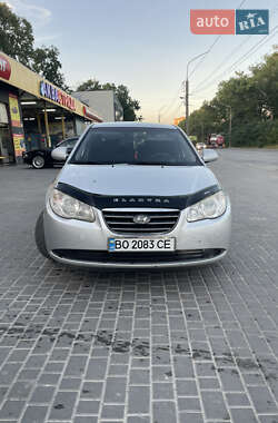 Хэтчбек Hyundai Elantra 2008 в 