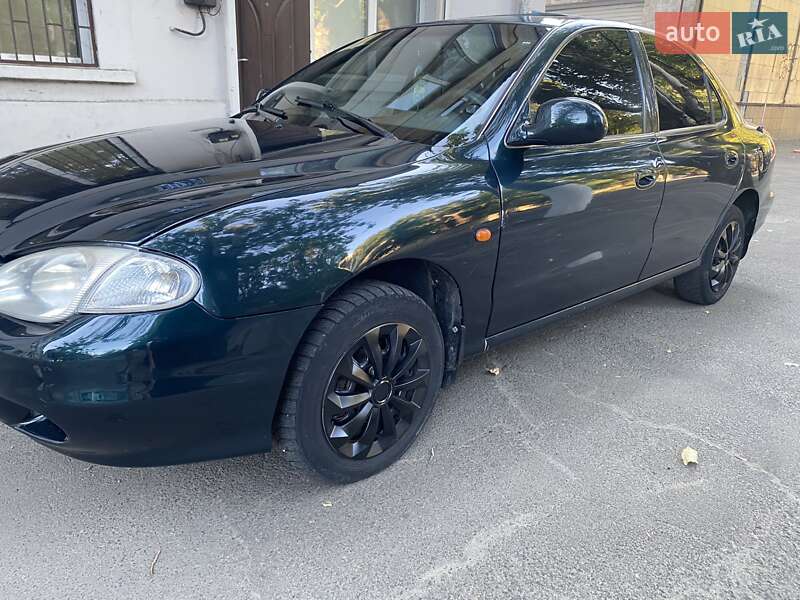Седан Hyundai Elantra 1999 в Одессе