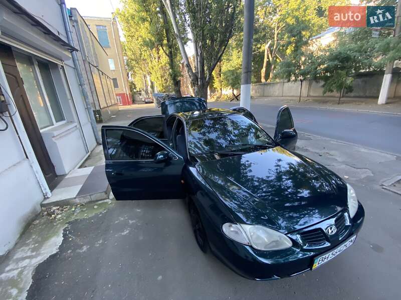 Седан Hyundai Elantra 1999 в Одессе