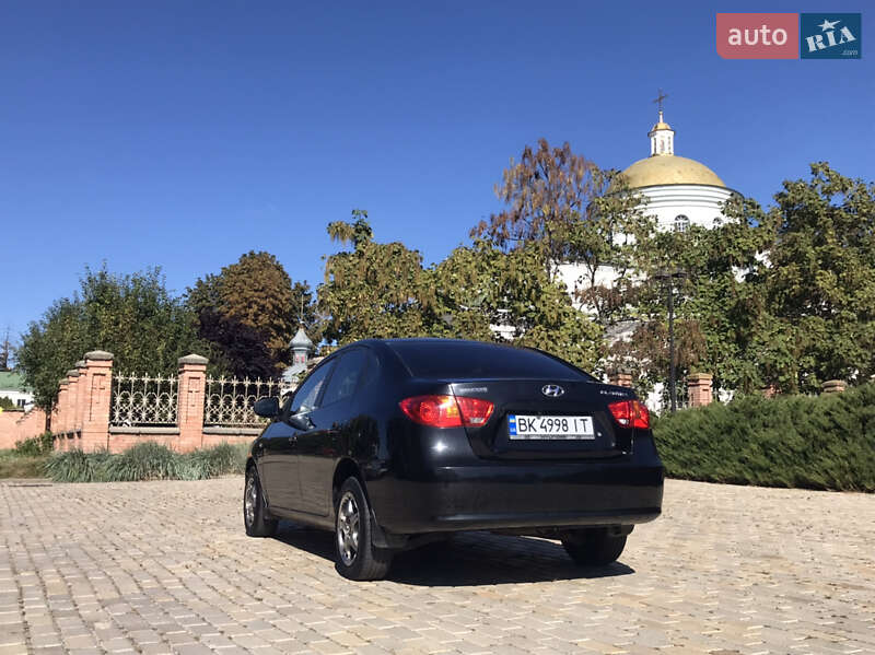 Седан Hyundai Elantra 2008 в Белой Церкви